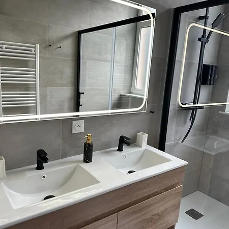 Maison De L'aar Le Diamant Luxueux Et Cosy Neuf Apartman *